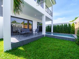 Haus zum Kauf mit 4 Zimmer in Bang Lamung, Chonburi