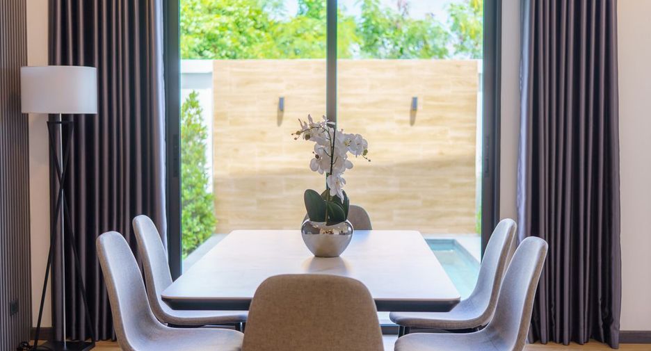 Haus zum Kauf mit 4 Zimmer in Bang Lamung, Chonburi