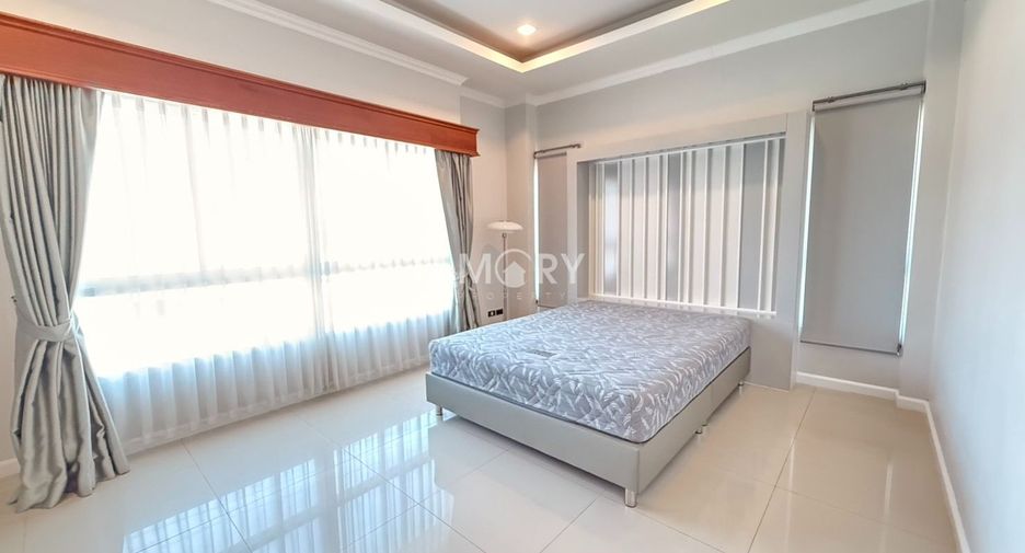 For rent 5 bedrooms house in East Pattaya, Pattaya