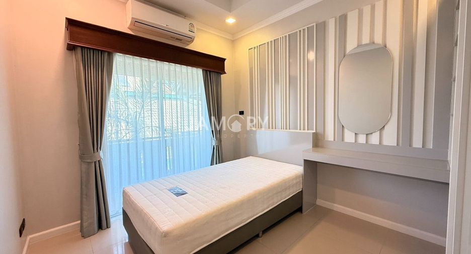 For rent 5 bedrooms house in East Pattaya, Pattaya