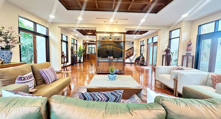 Villa en venta de 3 habitaciones en Sattahip, Chonburi