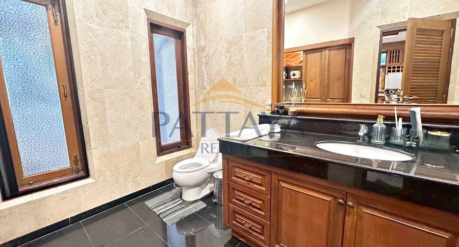 Villa en venta de 3 habitaciones en Sattahip, Chonburi