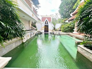 À vendre 3 chambres villa à Na Jomtien, Pattaya