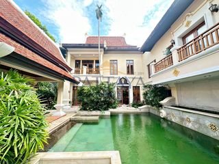 À vendre 3 chambres villa à Na Jomtien, Pattaya