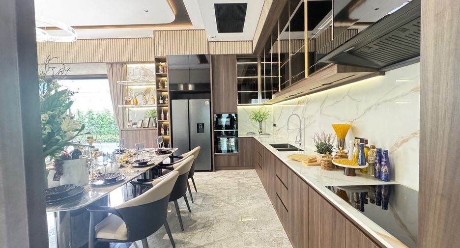 Villa zum Kauf mit 4 Zimmer in Bang Lamung, Chonburi