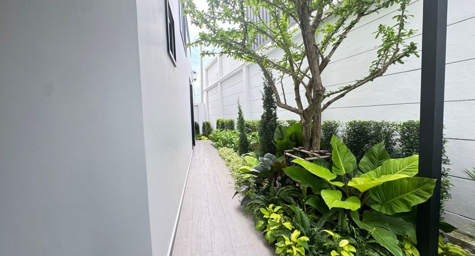 Villa zum Kauf mit 4 Zimmer in Bang Lamung, Chonburi