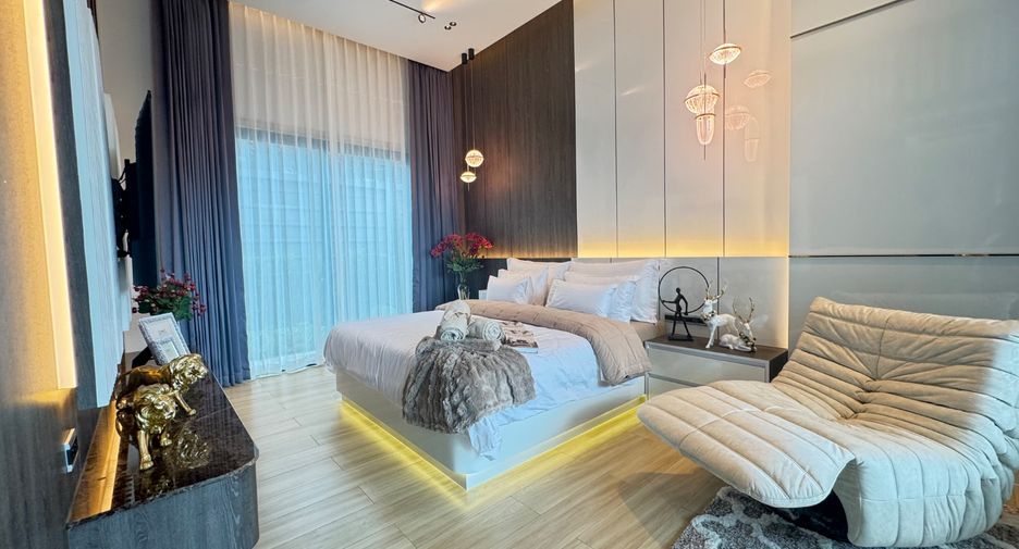 Villa zum Kauf mit 4 Zimmer in Bang Lamung, Chonburi