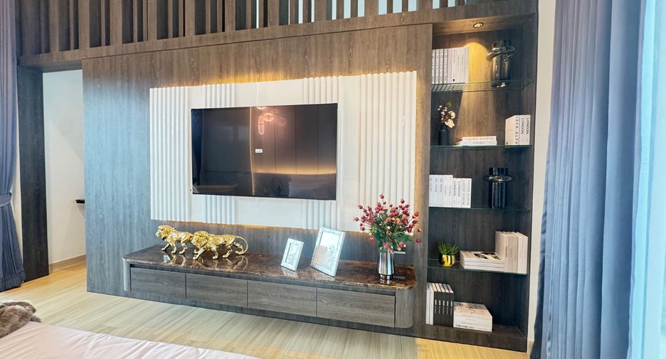 Villa zum Kauf mit 4 Zimmer in Bang Lamung, Chonburi