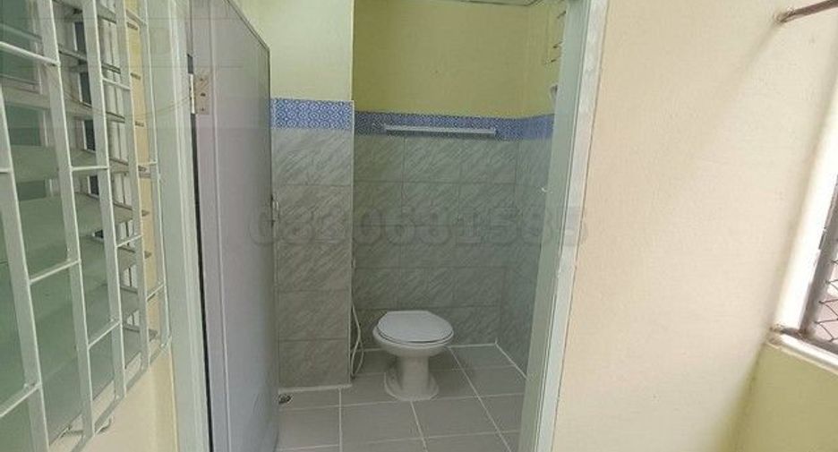 For sale 100 bedrooms apartment in Khlong Luang, Pathum Thani