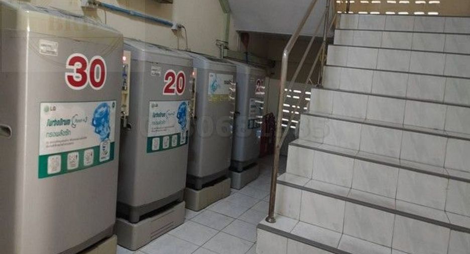 For sale 100 bedrooms apartment in Khlong Luang, Pathum Thani