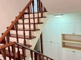 For rent 5 bedrooms townhouse in Bang Na, Bangkok