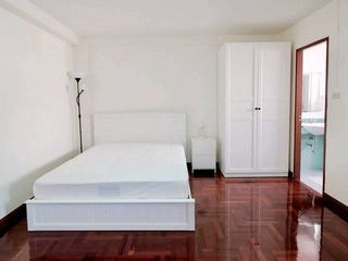 For rent 5 bedrooms townhouse in Bang Na, Bangkok