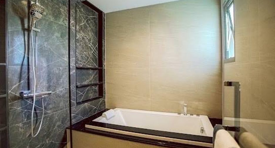 For rent and for sale 4 bedrooms house in Mueang Samut Prakan, Samut Prakan