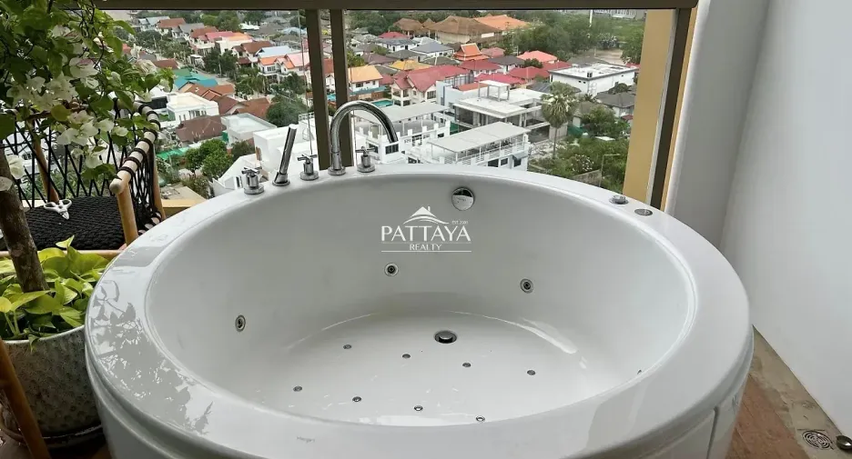 Condo en alquiler de 1 habitaciones en Bang Lamung, Chonburi