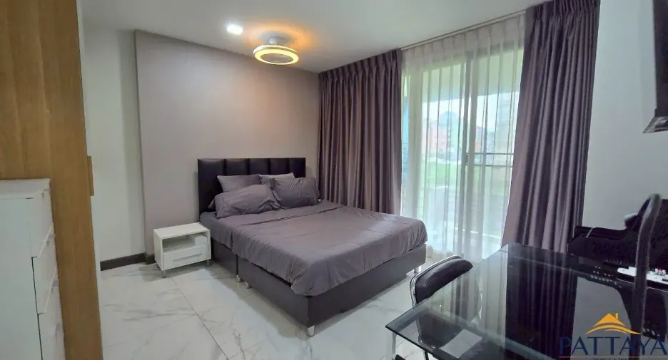 For rent 3 bedrooms condo in Bang Lamung, Chonburi