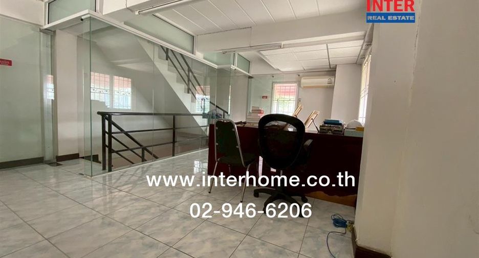 For sale 4 bedrooms retail Space in Lam Luk Ka, Pathum Thani