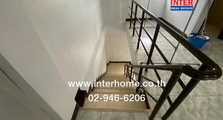 For sale 4 bedrooms retail Space in Lam Luk Ka, Pathum Thani