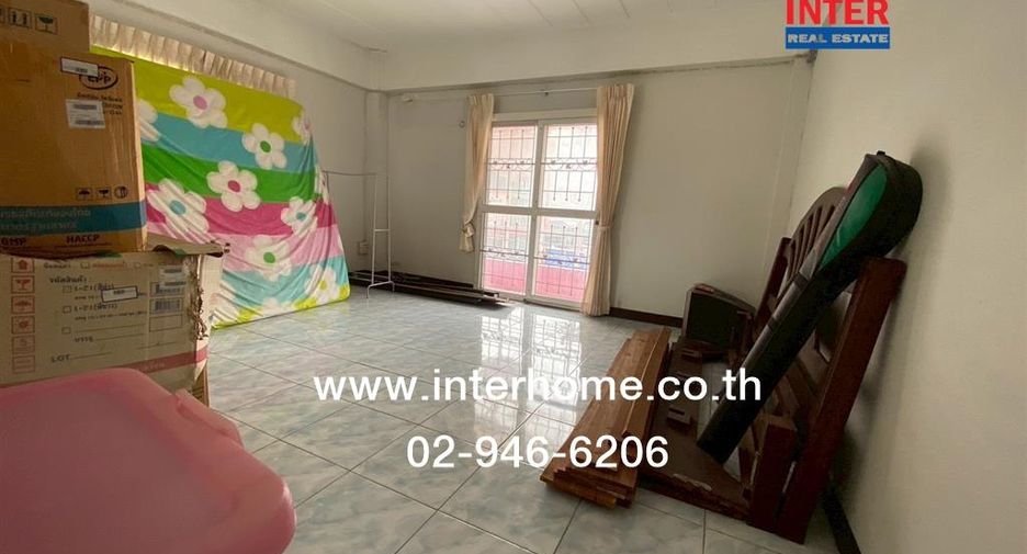 For sale 4 bedrooms retail Space in Lam Luk Ka, Pathum Thani
