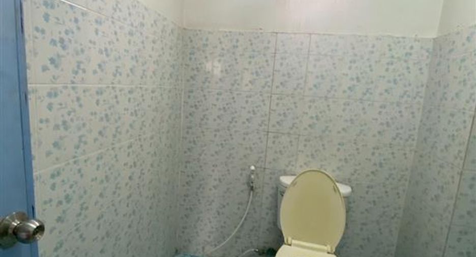 For sale 4 bedrooms retail Space in Lam Luk Ka, Pathum Thani