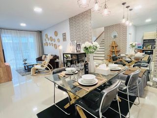 For rent そして for sale 3 ベッドルーム townhouse in Saraphi, Chiang Mai