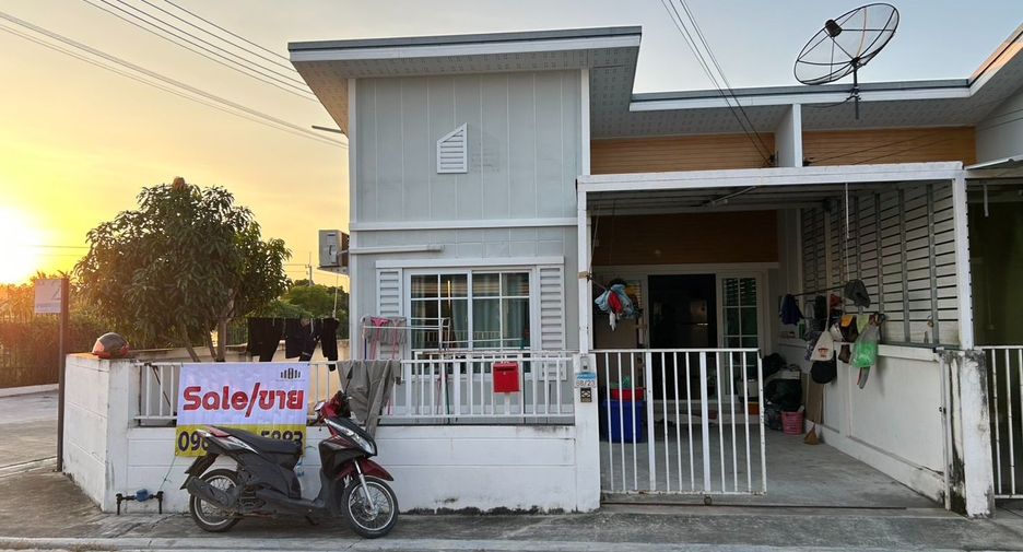 出售 2 卧室 联排别墅 在 Mueang Chon Buri, Chon Buri