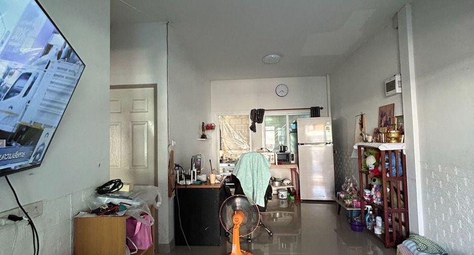 出售 2 卧室 联排别墅 在 Mueang Chon Buri, Chon Buri