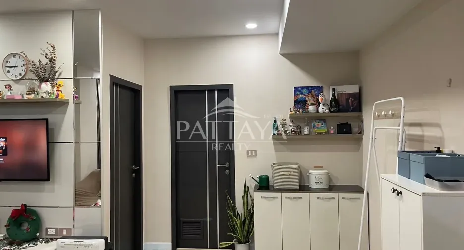 Condo en alquiler y en venta de 2 habitaciones en Bang Lamung, Chonburi
