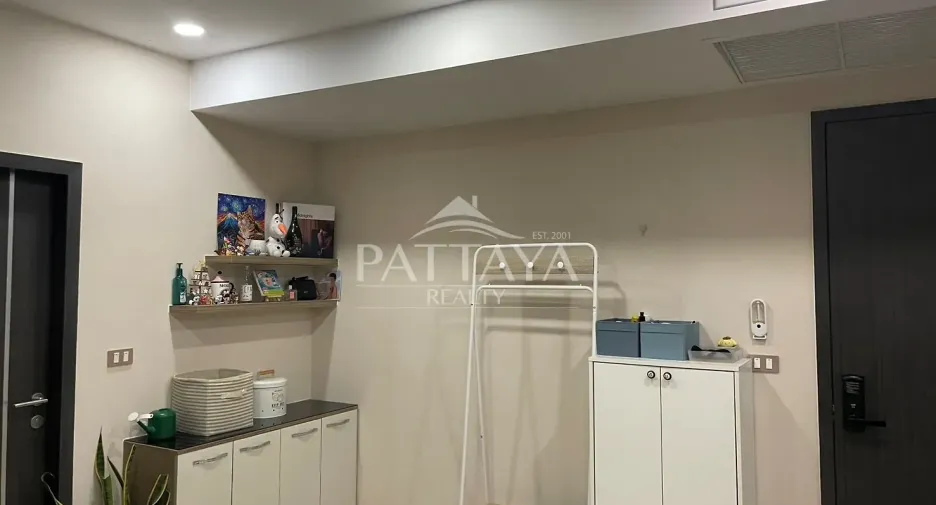 Condo en alquiler y en venta de 2 habitaciones en Bang Lamung, Chonburi