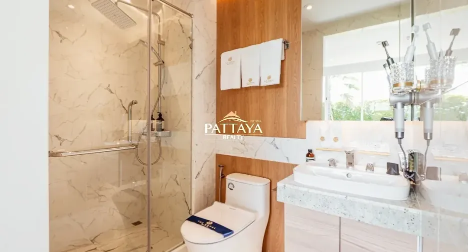 For sale 2 bedrooms condo in Bang Lamung, Chonburi