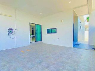 Haus zur Miete und zum Kauf mit 3 Zimmer in Bang Lamung, Chonburi