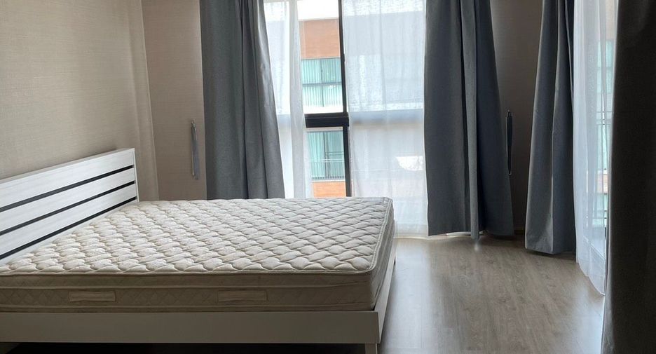 For rent 3 ベッドルーム townhouse in Suan Luang, Bangkok