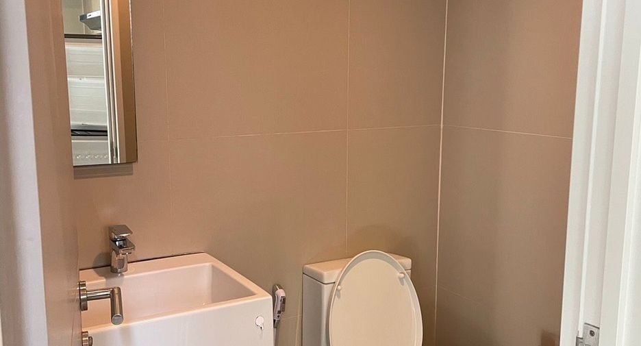 For rent 3 ベッドルーム townhouse in Suan Luang, Bangkok