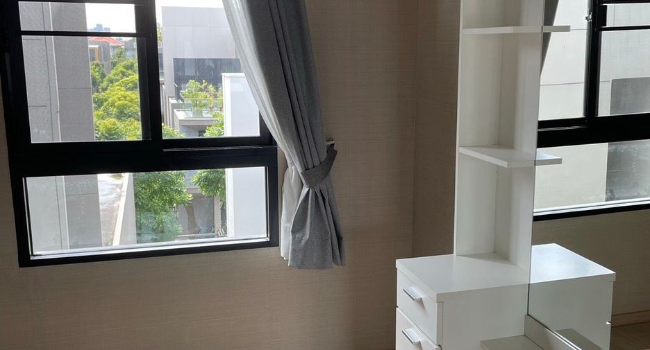 For rent 3 ベッドルーム townhouse in Suan Luang, Bangkok