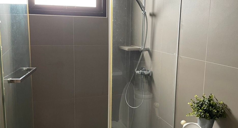 For rent 3 ベッドルーム townhouse in Suan Luang, Bangkok
