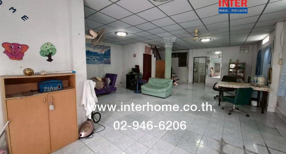 出售 3 卧室 独立屋 在 Mueang Nonthaburi, Nonthaburi