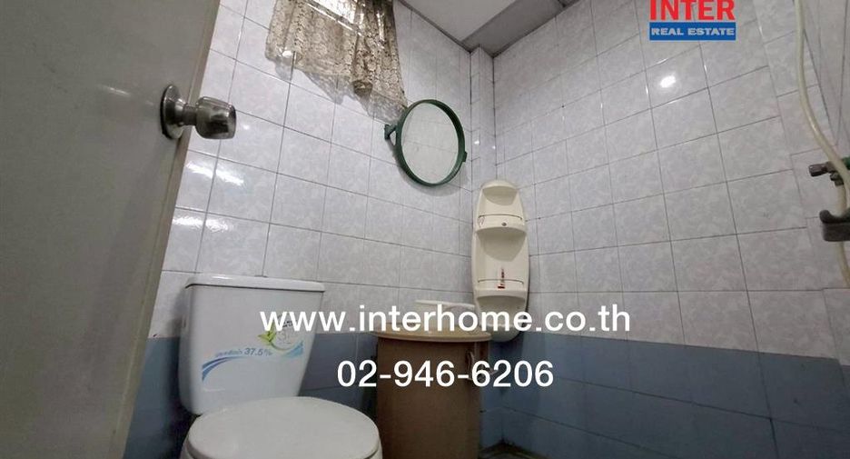 出售 3 卧室 独立屋 在 Mueang Nonthaburi, Nonthaburi