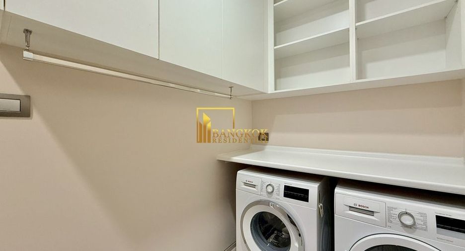 For rent 2 bedrooms condo in Pathum Wan, Bangkok
