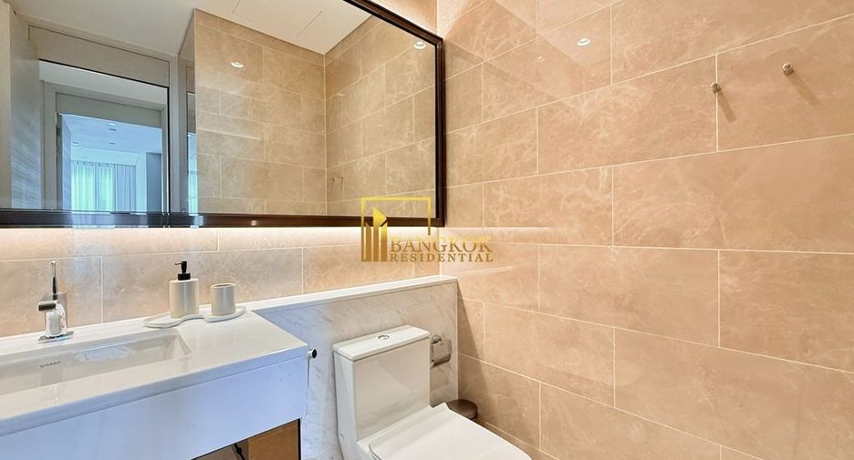 For rent 2 bedrooms condo in Pathum Wan, Bangkok