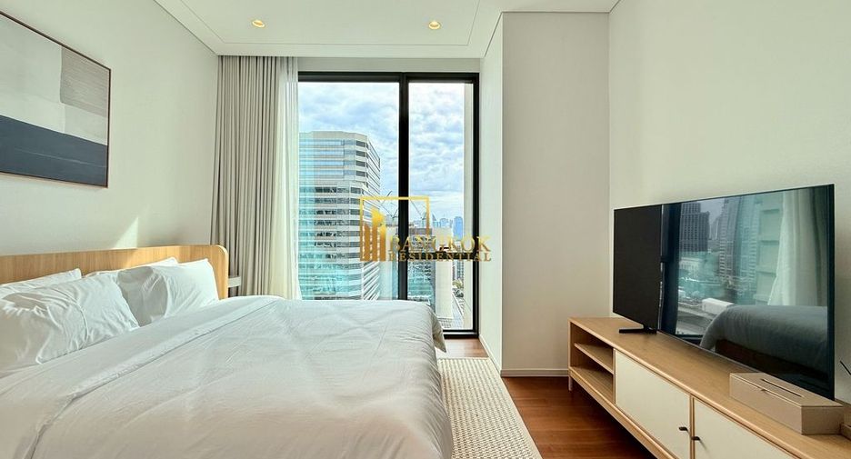 For rent 2 bedrooms condo in Pathum Wan, Bangkok