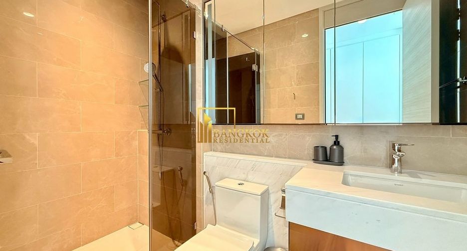 For rent 2 bedrooms condo in Pathum Wan, Bangkok