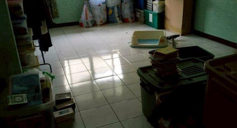 For sale 3 bedrooms townhouse in Sathon, Bangkok