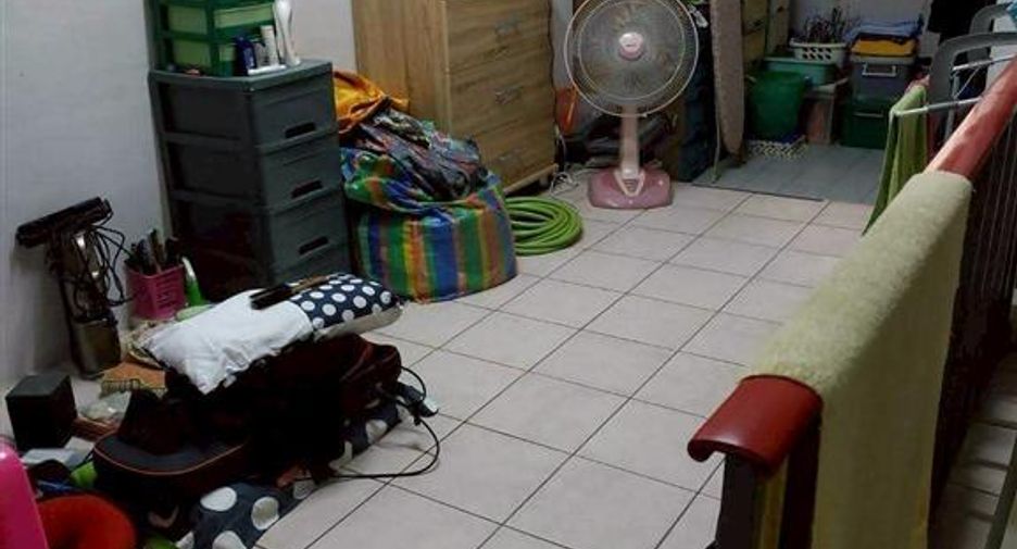 For sale 3 bedrooms townhouse in Sathon, Bangkok