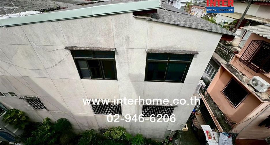For sale 3 bedrooms townhouse in Sathon, Bangkok