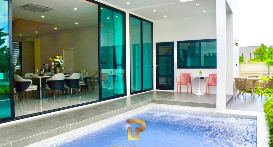 For sale 5 bedrooms villa in Bang Lamung, Chonburi