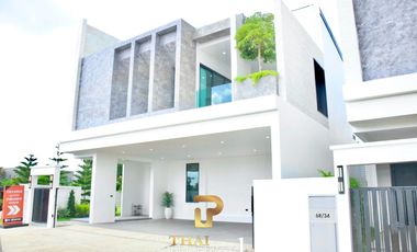 出售 4 卧室 别墅 在 Bang Lamung, Chon Buri