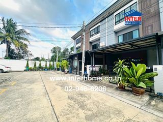 Reihenhaus zum Kauf mit 3 Zimmer in Phasi Charoen, Bangkok