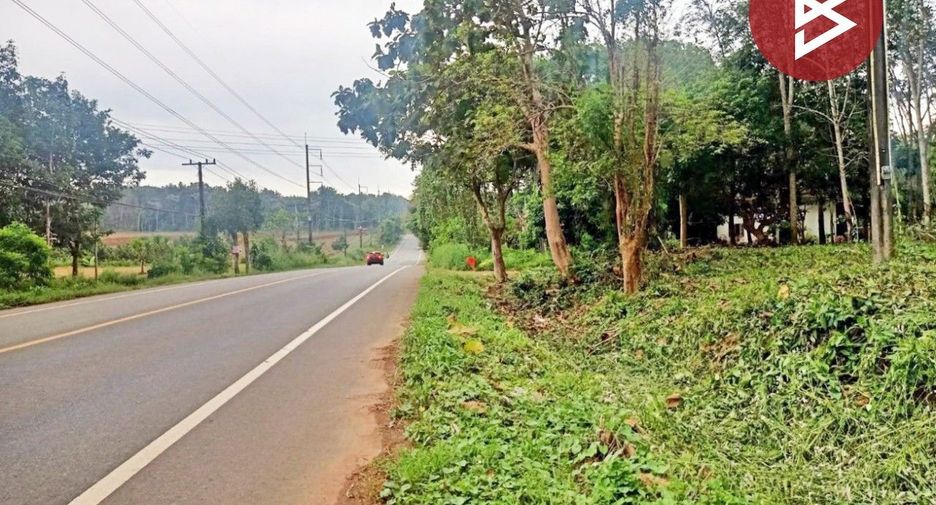 Terreno en venta en Khao Saming, Trat
