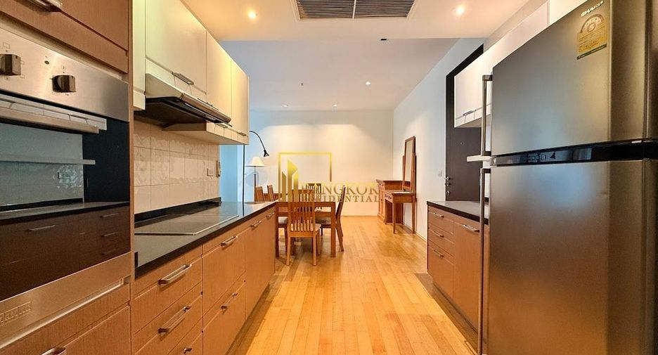 Wohnung zur Miete mit 3 Zimmer in Khlong Toei, Bangkok
