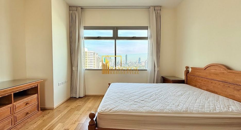Wohnung zur Miete mit 3 Zimmer in Khlong Toei, Bangkok