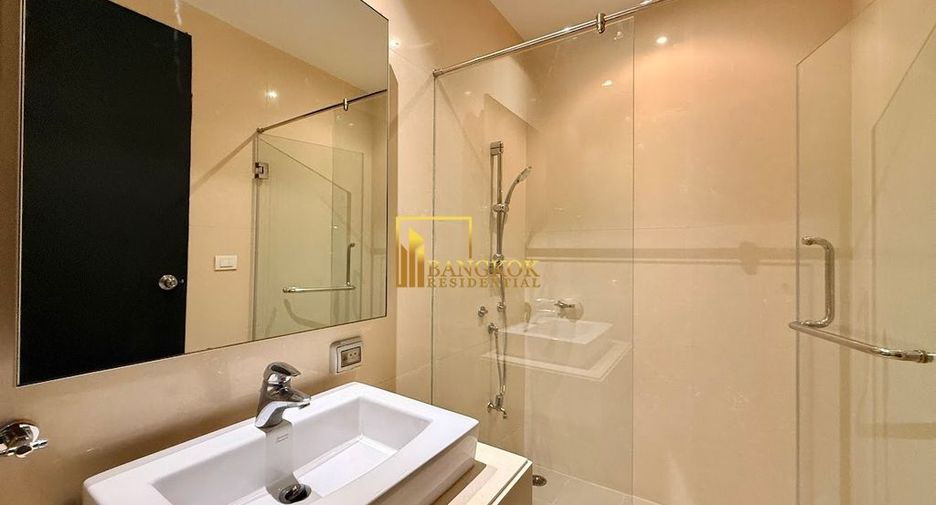 Wohnung zur Miete mit 3 Zimmer in Khlong Toei, Bangkok